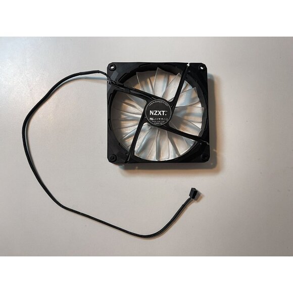 NZXT 140mm PC Case Fan (Non - RGB) - Picture 1 of 1